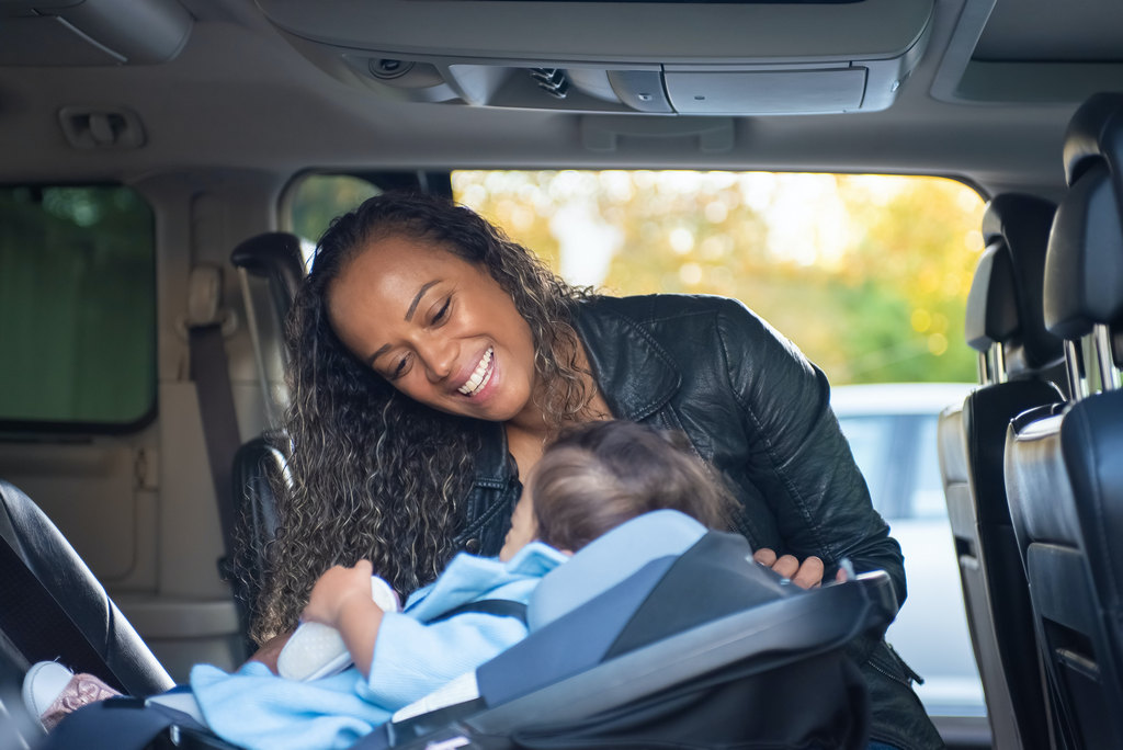 Essential Tips for Hiring a Car with Child Safety Seats